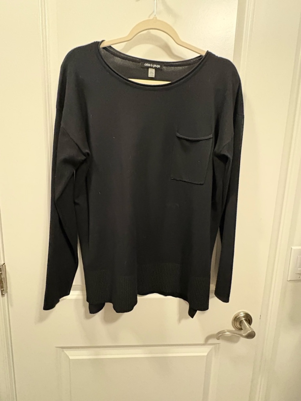 Cable & Gauge Black Long Sleeve Pocket Tunic Sweater